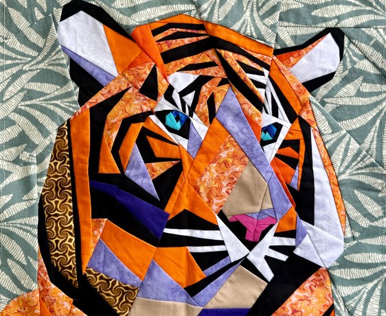 Tiger - Aurifil threads fPP pattern block of the month